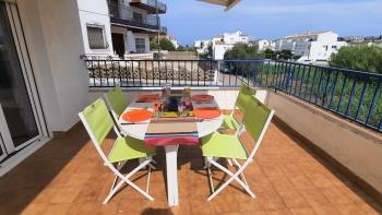 SANT GENIS 3 Fantastic apartment near the beach with a large terrace